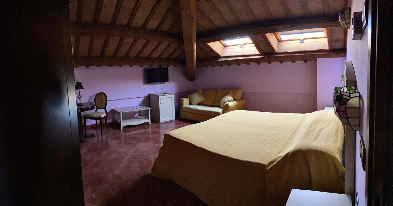 Dama Estense Copparo Buitenkant foto