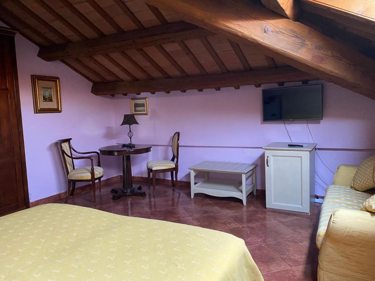 Dama Estense Copparo Buitenkant foto