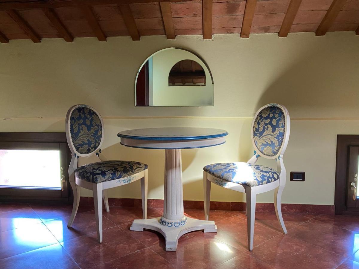 Dama Estense Copparo Buitenkant foto