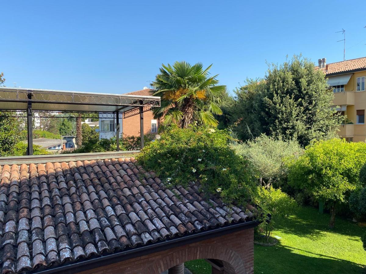 Dama Estense Copparo Buitenkant foto
