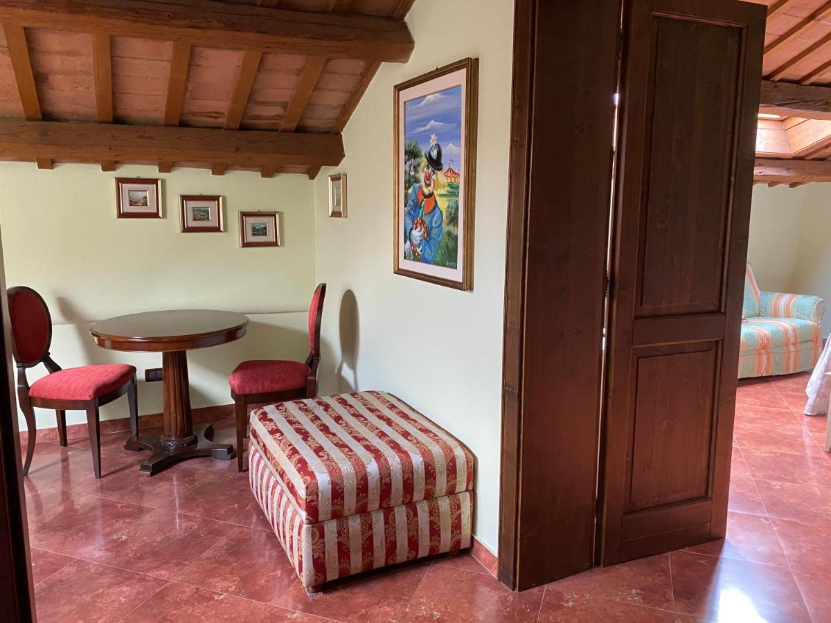 Dama Estense Copparo Buitenkant foto